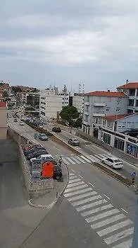 לינה וארוחת בוקר Center 3*