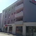 Center 3* Pula