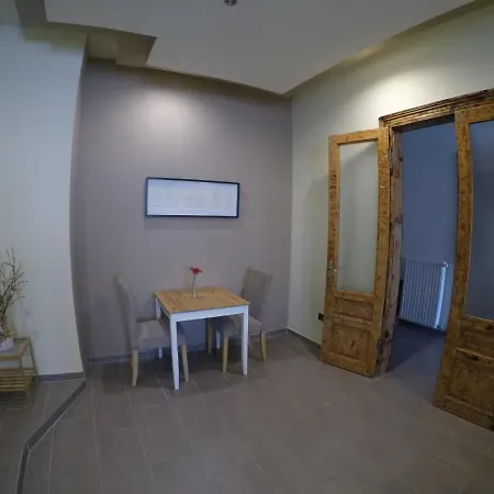 Center Bed & Breakfast 3*