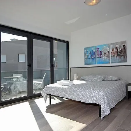 Center Bed & Breakfast 3*