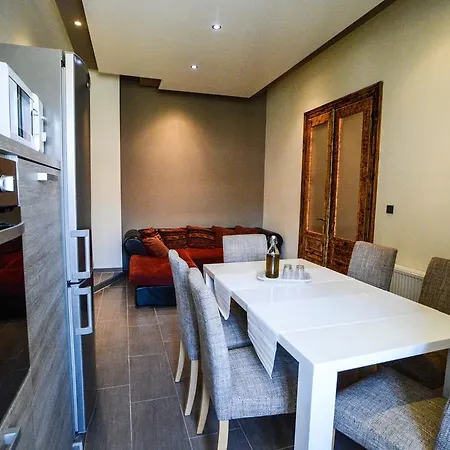 Center Bed & Breakfast 3*